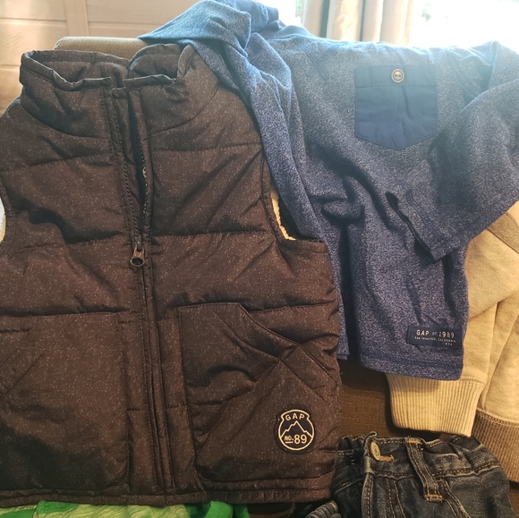 2T Boys GAP lot - Picture 5 of 5